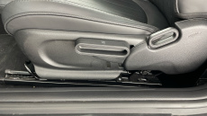 MINI Hatchback 2.0 Cooper S Exclusive 3dr Auto Petrol Hatchback